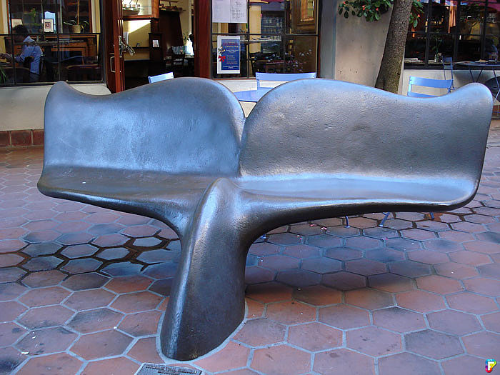 originality，bench，Human body curve，street，
