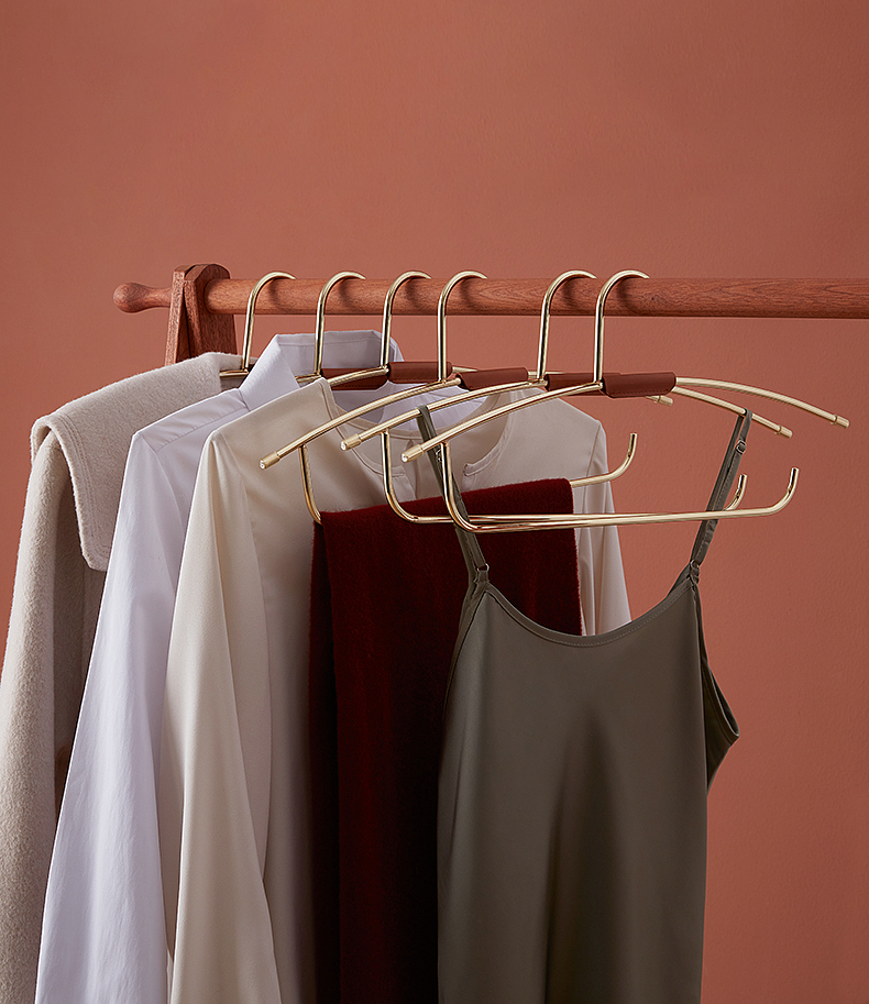 coat hanger，