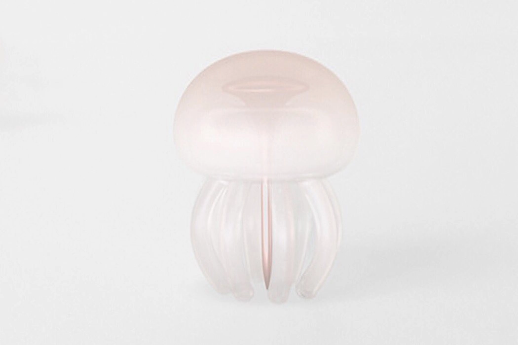 Protractor，Keyboard accessories，ForeverPen，Straight line pen，Staples，Pencil sticker，ball pen，Waterproof board，