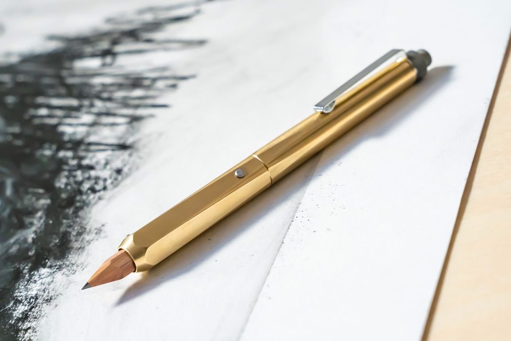 Protractor，Keyboard accessories，ForeverPen，Straight line pen，Staples，Pencil sticker，ball pen，Waterproof board，