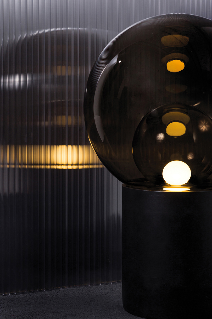 lamps and lanterns，lighting，Glass，