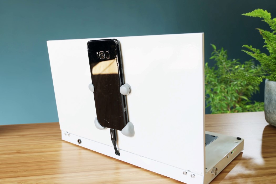 computer，Intelligent mobile phone，practical，technology，