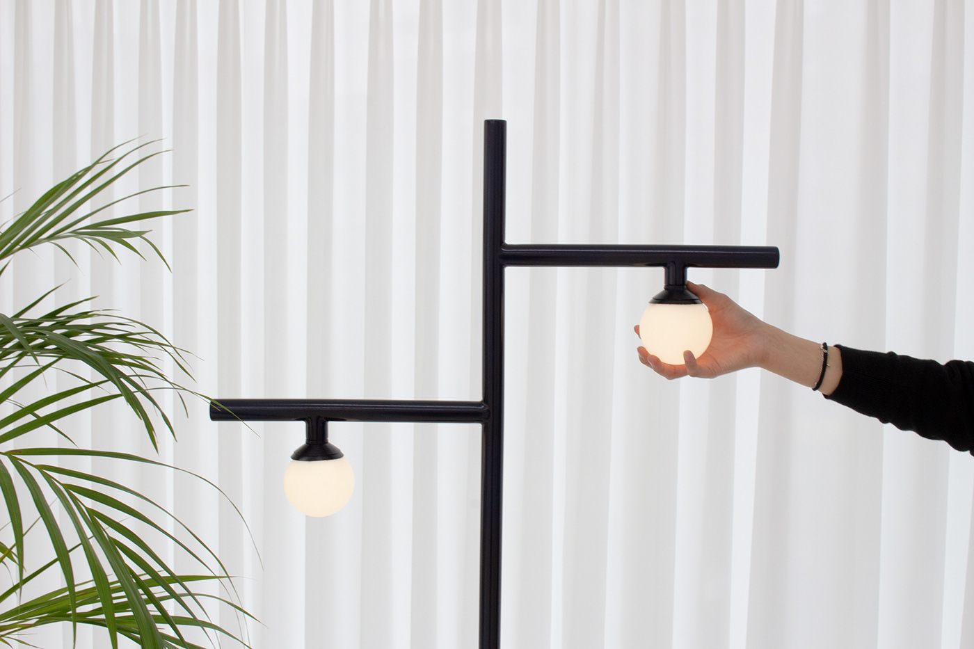 lamps and lanterns，lighting，electromagnetism，Interesting，