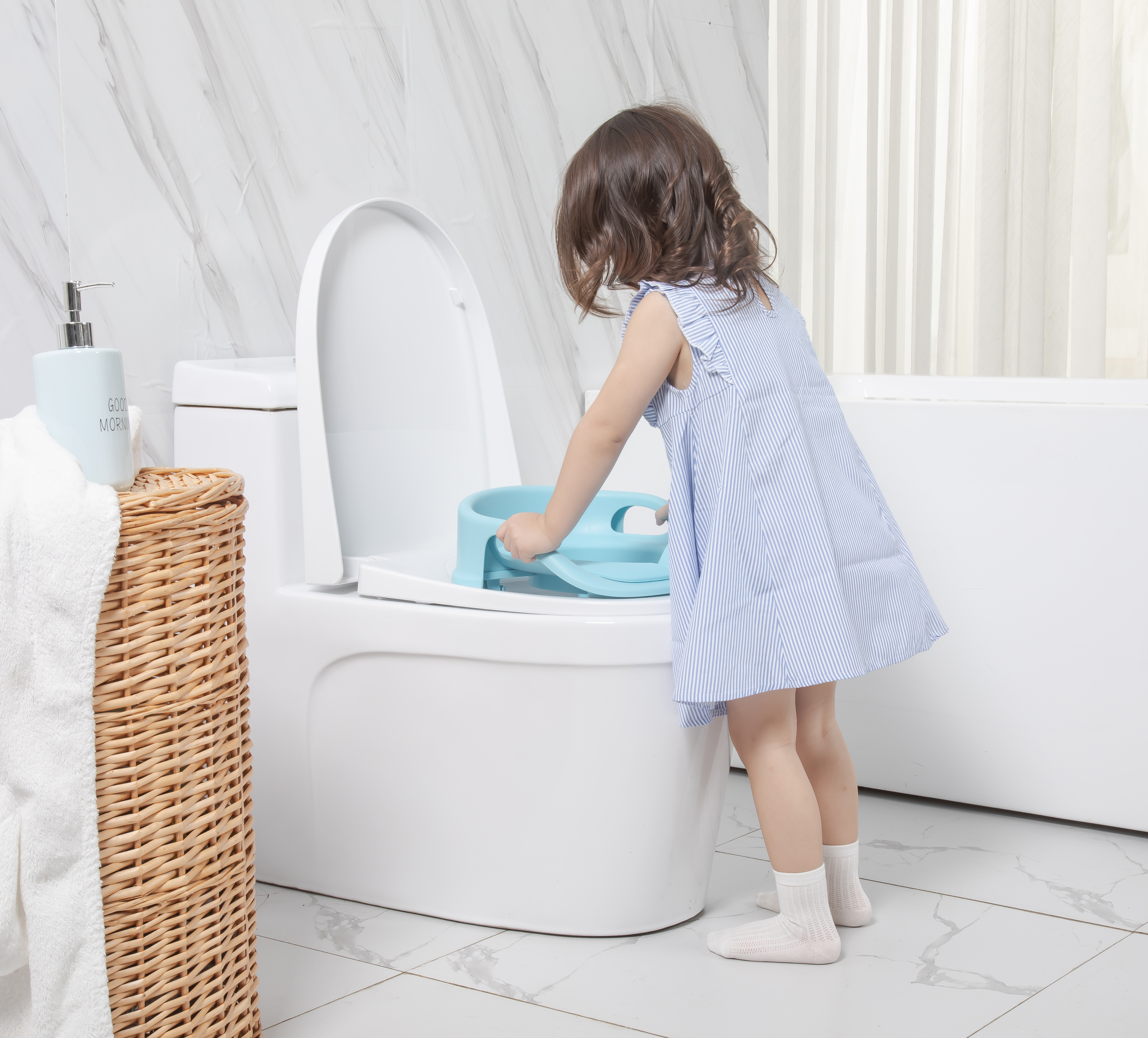 pedestal pan，children，Infant child，Mother and baby，Toilet ring，closestool，