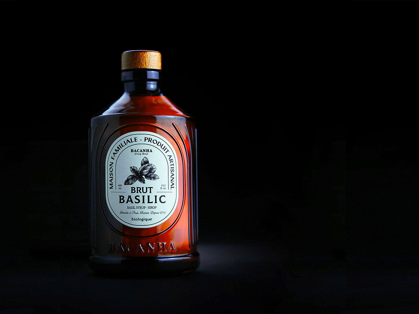 The wine bottle，packing，syrup，