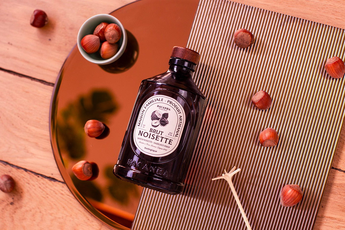 The wine bottle，packing，syrup，