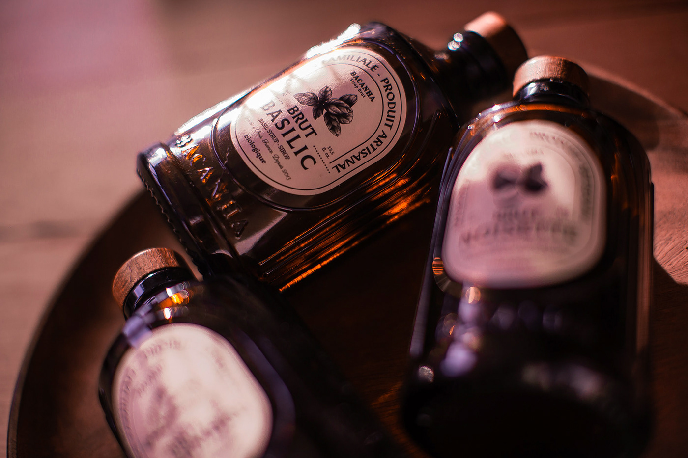 The wine bottle，packing，syrup，