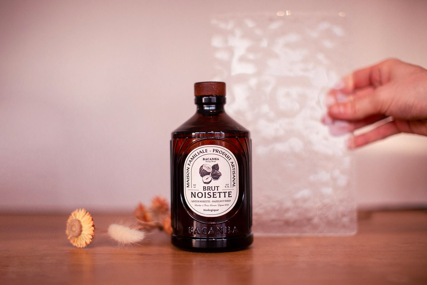 The wine bottle，packing，syrup，