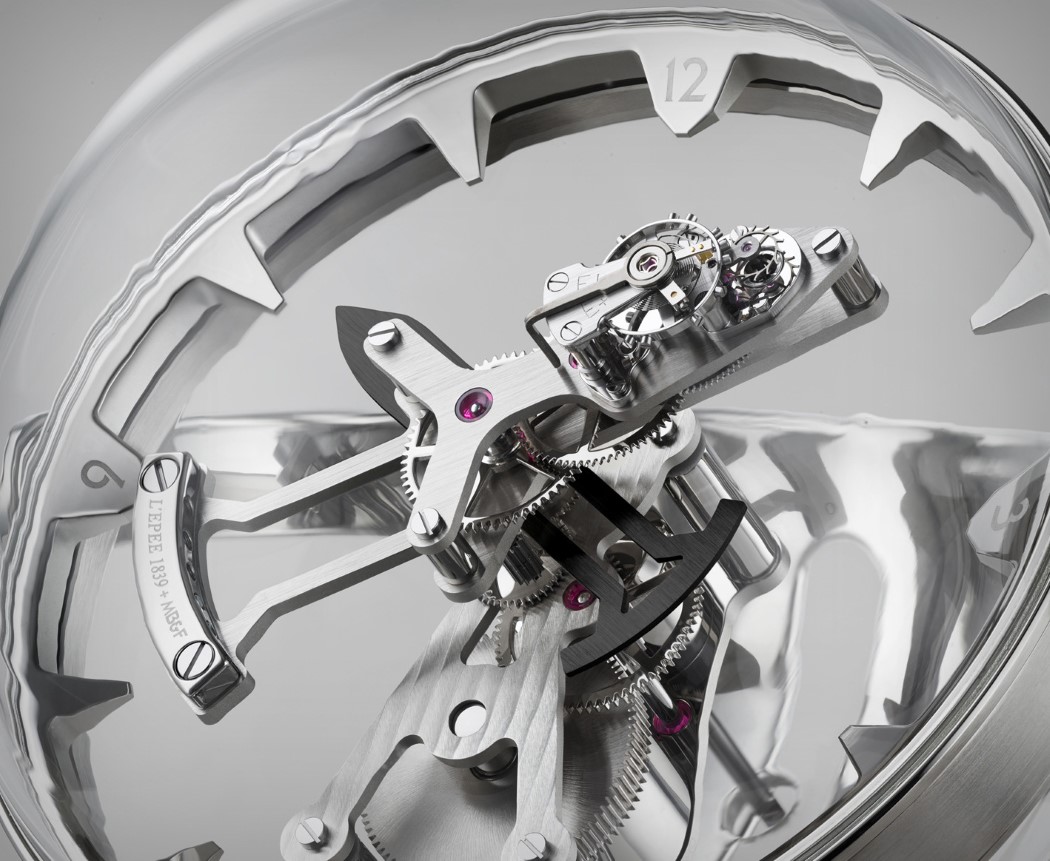 innovate，blue，clock dial，Wrist watch，Clock，Hands and feet，MB&F，spider，