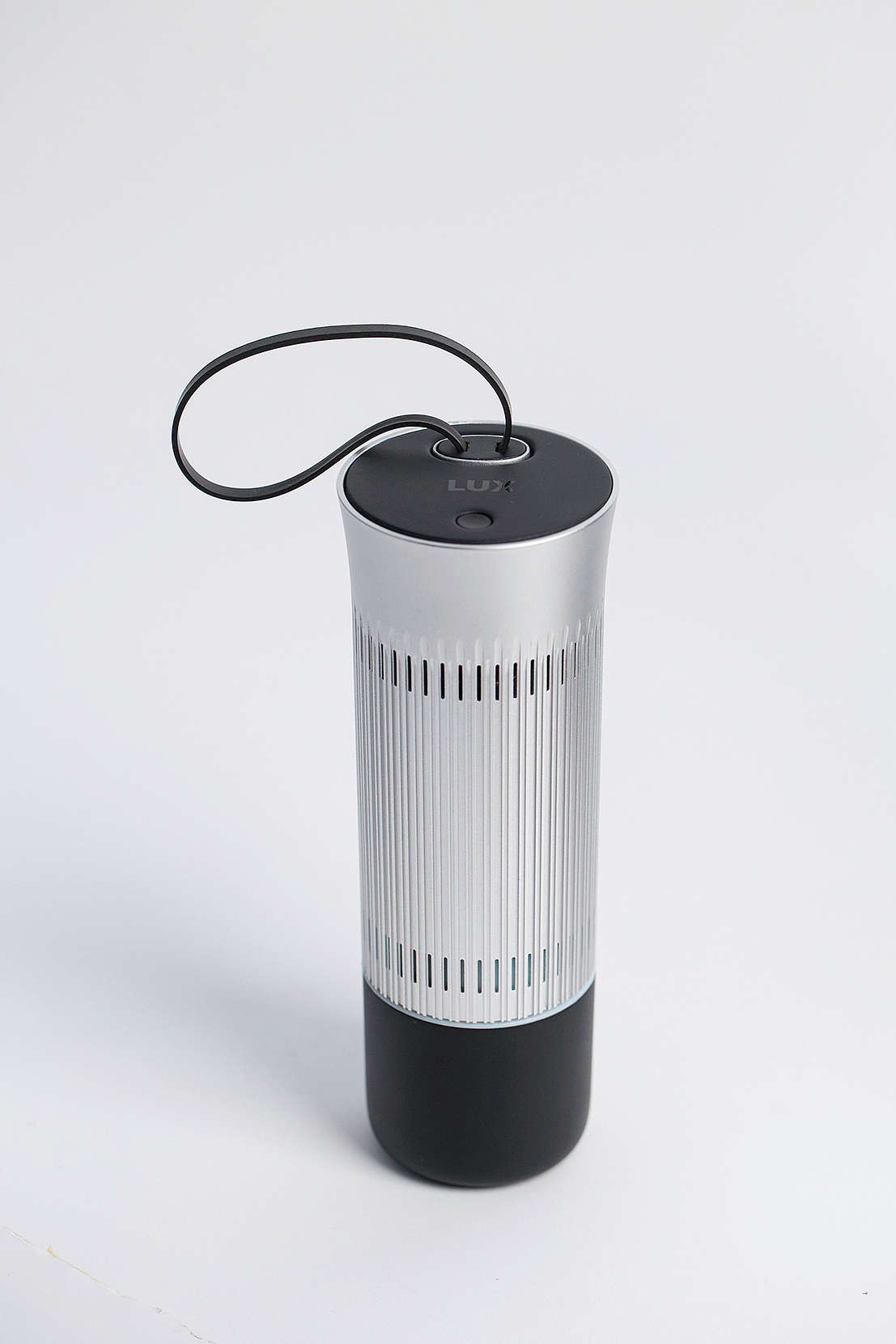 LUX，Vehicle air purifier，volume，Portable，intelligence，