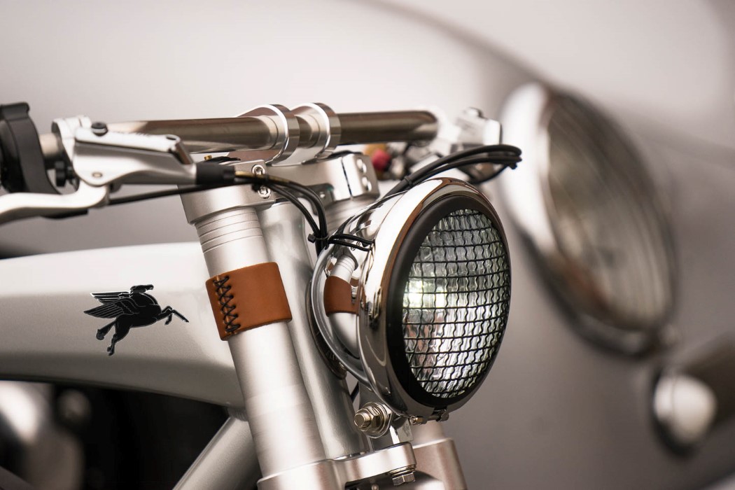 motorcycle，Captain America，Phoenix Bicycle，light，Simplicity，