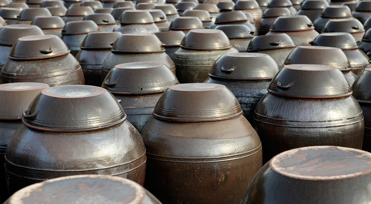 earthen jar，concise，container，make wine，