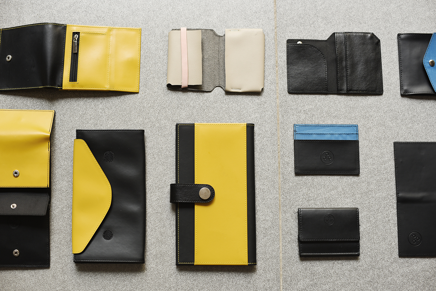 Wallet / go out / Travel，