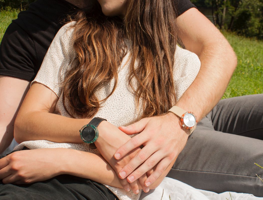 surface，Wrist watch，fresh，Botany，Simplicity，beautiful，