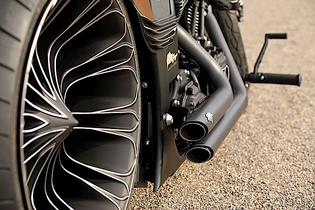 Halley，locomotive，Cool，yellow，black，