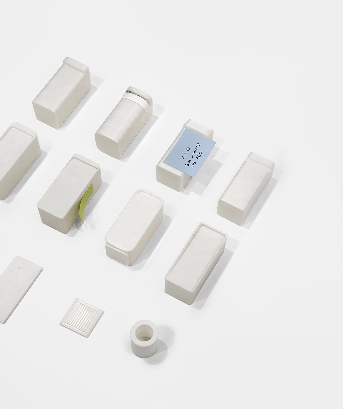 air cleaner，white，lighting，