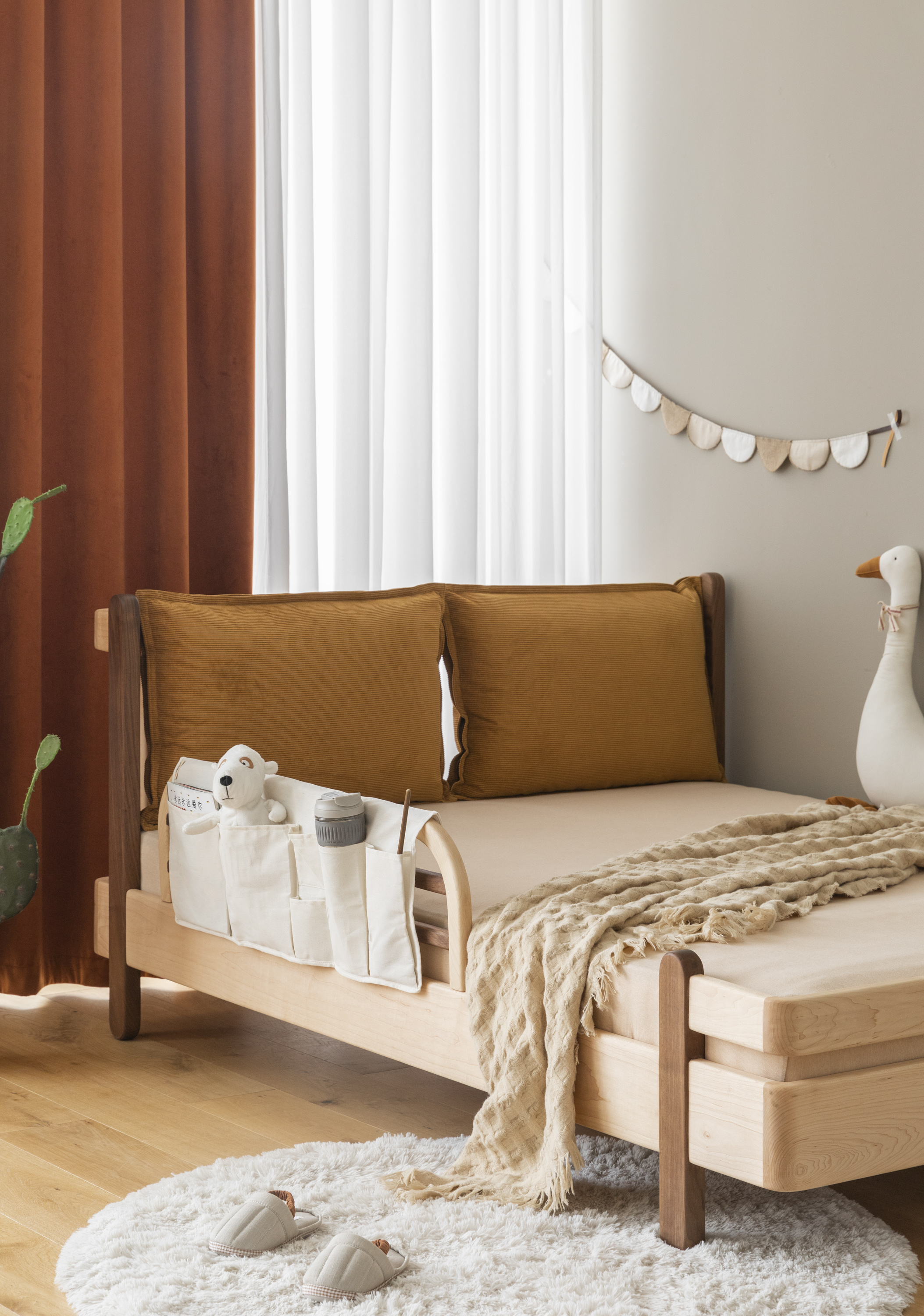 Children's furniture，Children bed，Solid wood bed，Soft bag bed，Maternal and infant products，Original furniture，furniture design ，