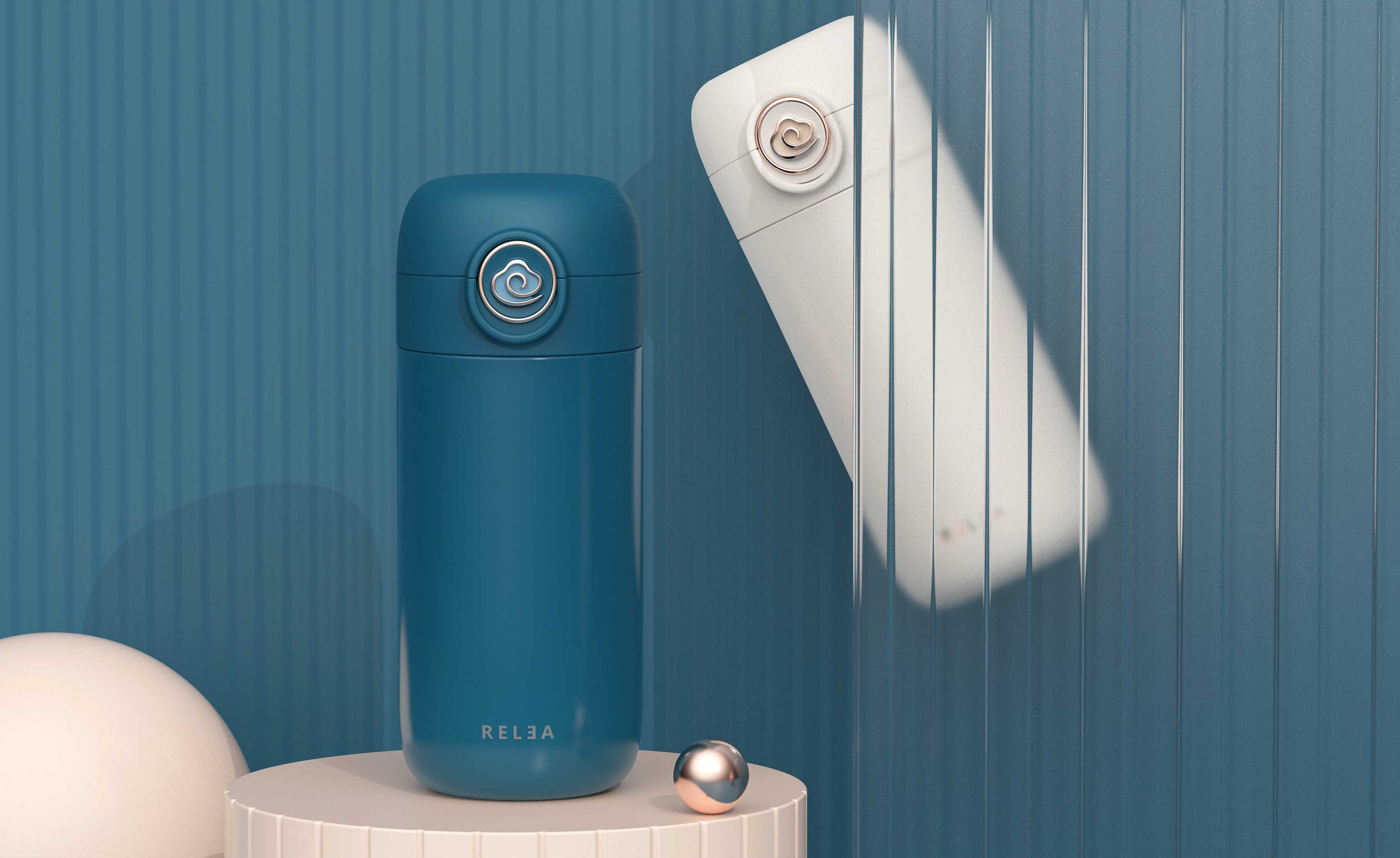 Several water cups，