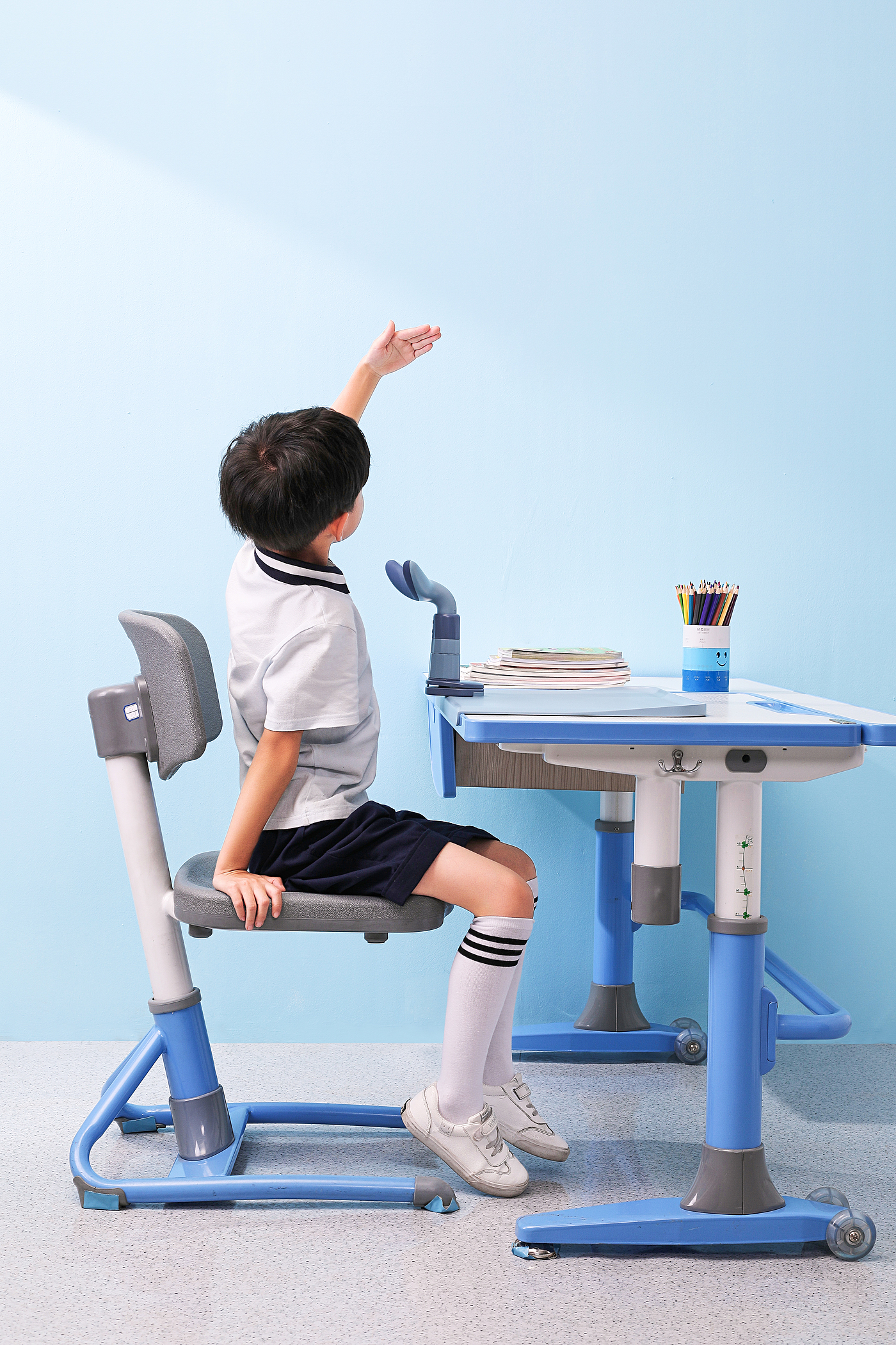 Children, students, culture and education, sitting posture correction，Sitting posture correction, student supplies, cultural and educational supplies，