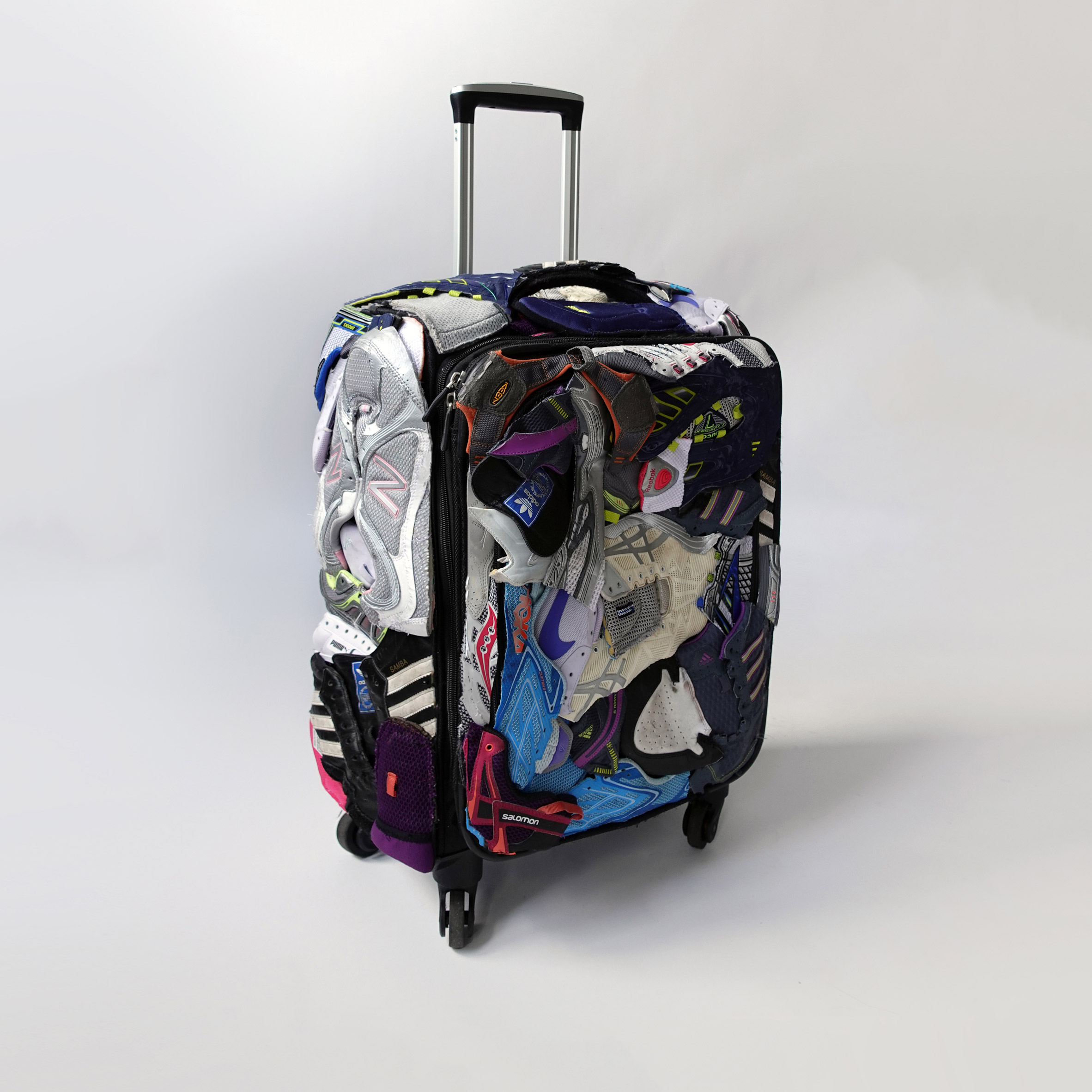 shoes，Umbrella，trunk，shorts，