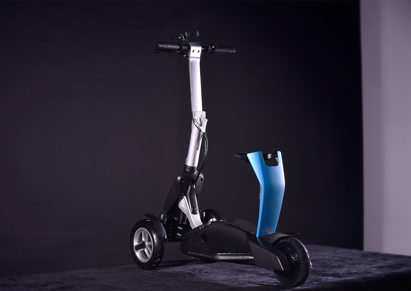 2020 CGD contemporary good design award，Jiangsu Jinpeng Group Co., Ltd，Electric scooter，