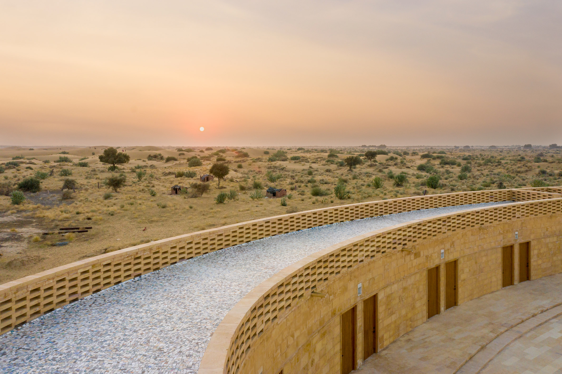 Girls' school，India，Sandstone，Thar desert，power，