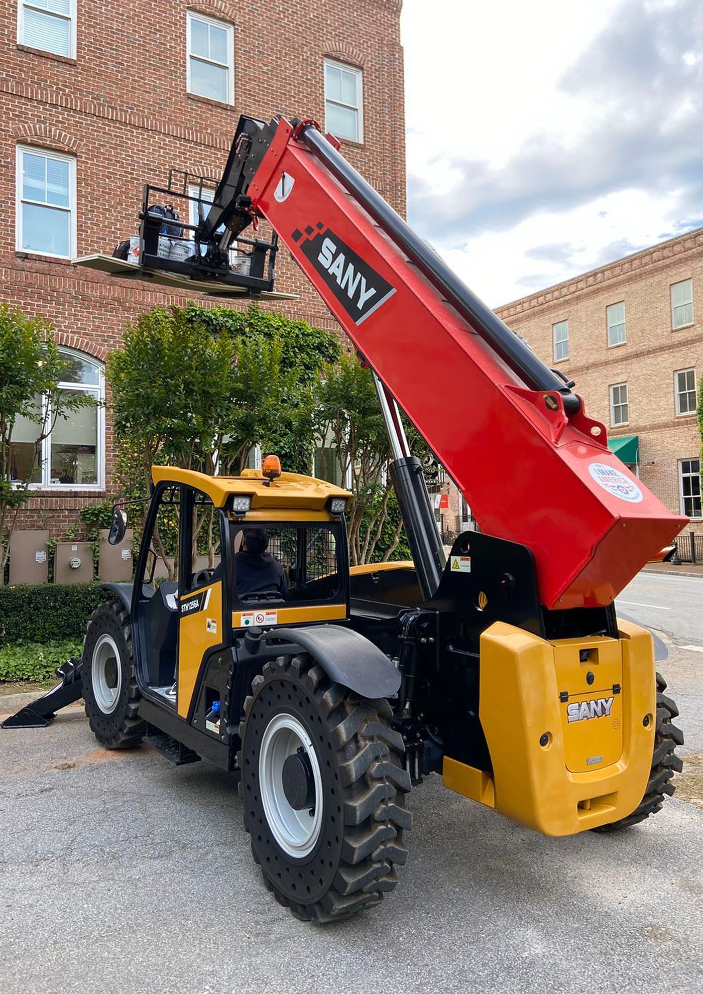 telescopic handler ，2020 CGD contemporary good design award，Sany ocean Heavy Industry Co., Ltd，Equipment innovation design laboratory, School of design, Jiangnan University，