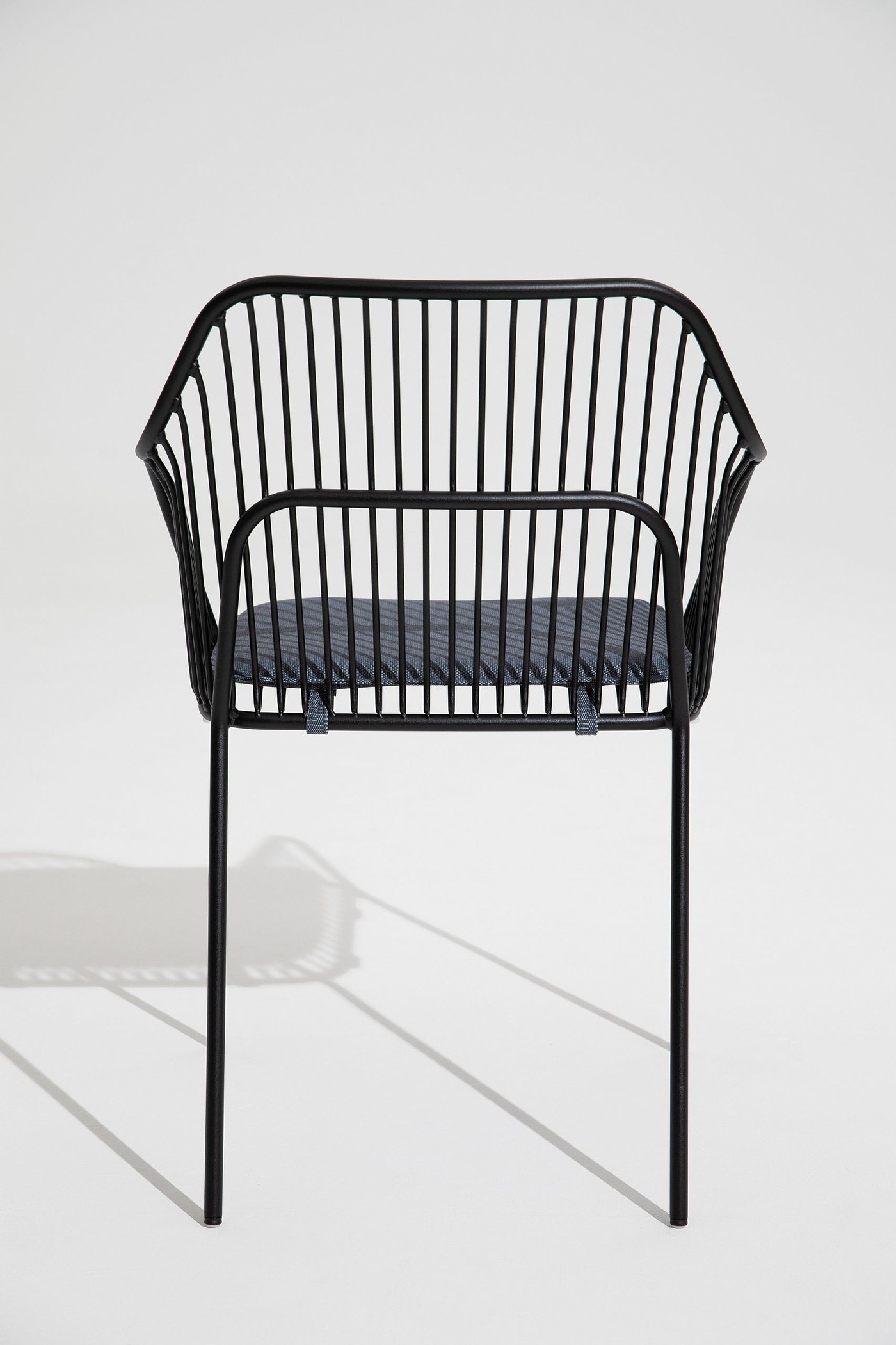 chair，outdoors，chair，
