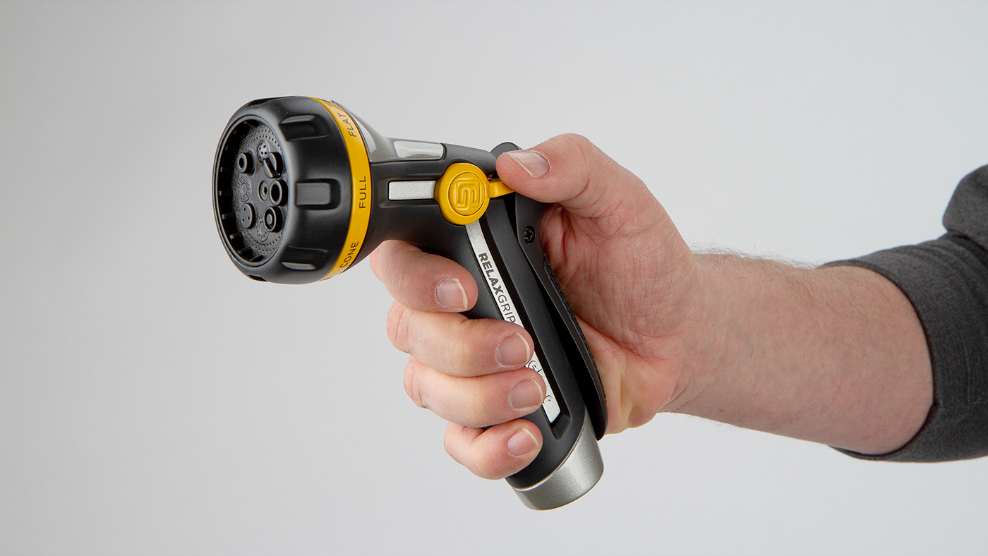 Sean Svendsen，injector，yellow，green，tool，equipment，