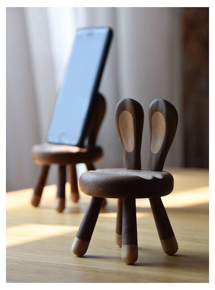 Handmade，Wooden ，Wooden mobile phone rack，Cartoon mobile phone rack，Rabbit mobile phone rack，