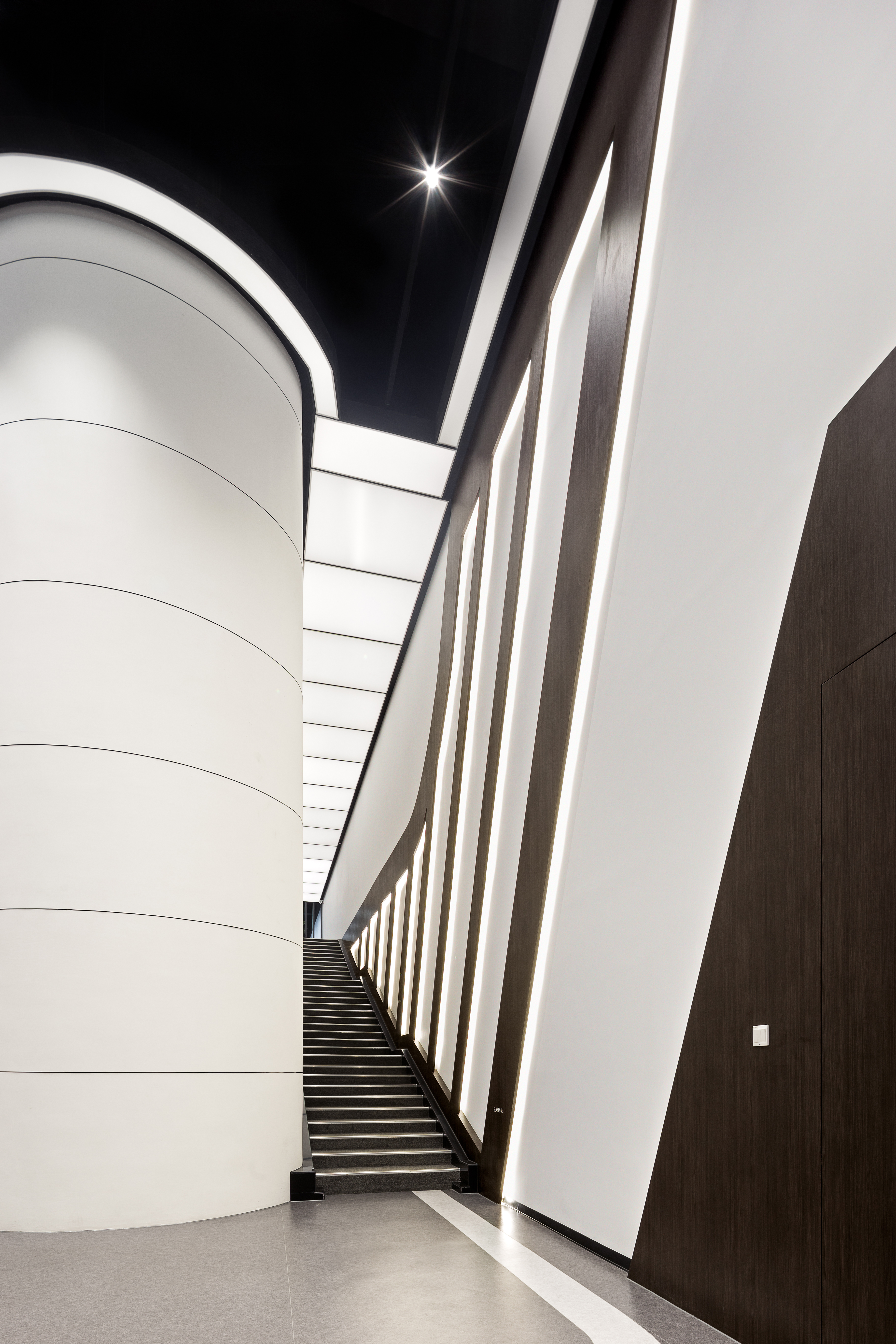 Office decoration，Interior design，Office building decoration，