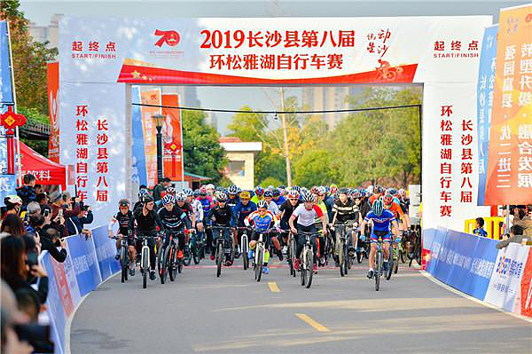 packing design，Milk powder packaging，Milk powder packaging design，First crown packaging design，Growth milk powder packaging，Maternal and infant packaging，Baby product design，Green pomelo design，