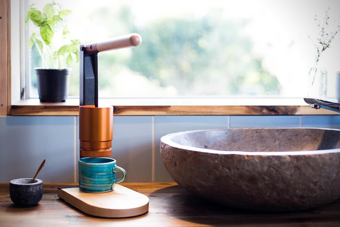 Coffee machine，Portable，Newton Espresso，manual，woodiness，