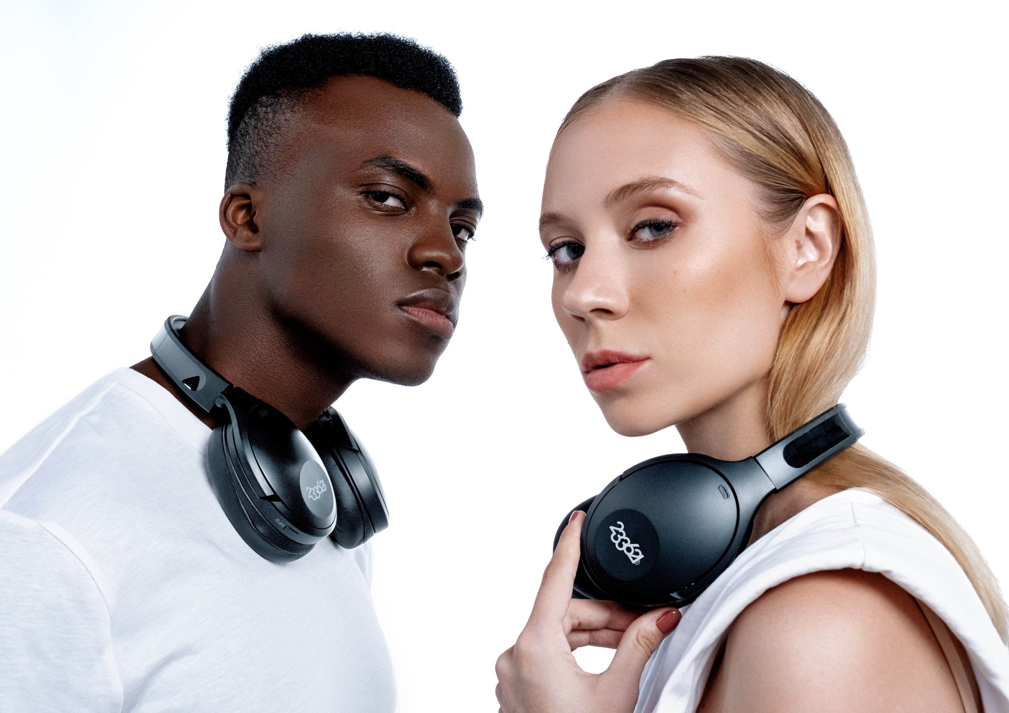 Bluetooth headset，2020 CGD contemporary good design award，Shenzhen guanxu Electronics Co., Ltd，