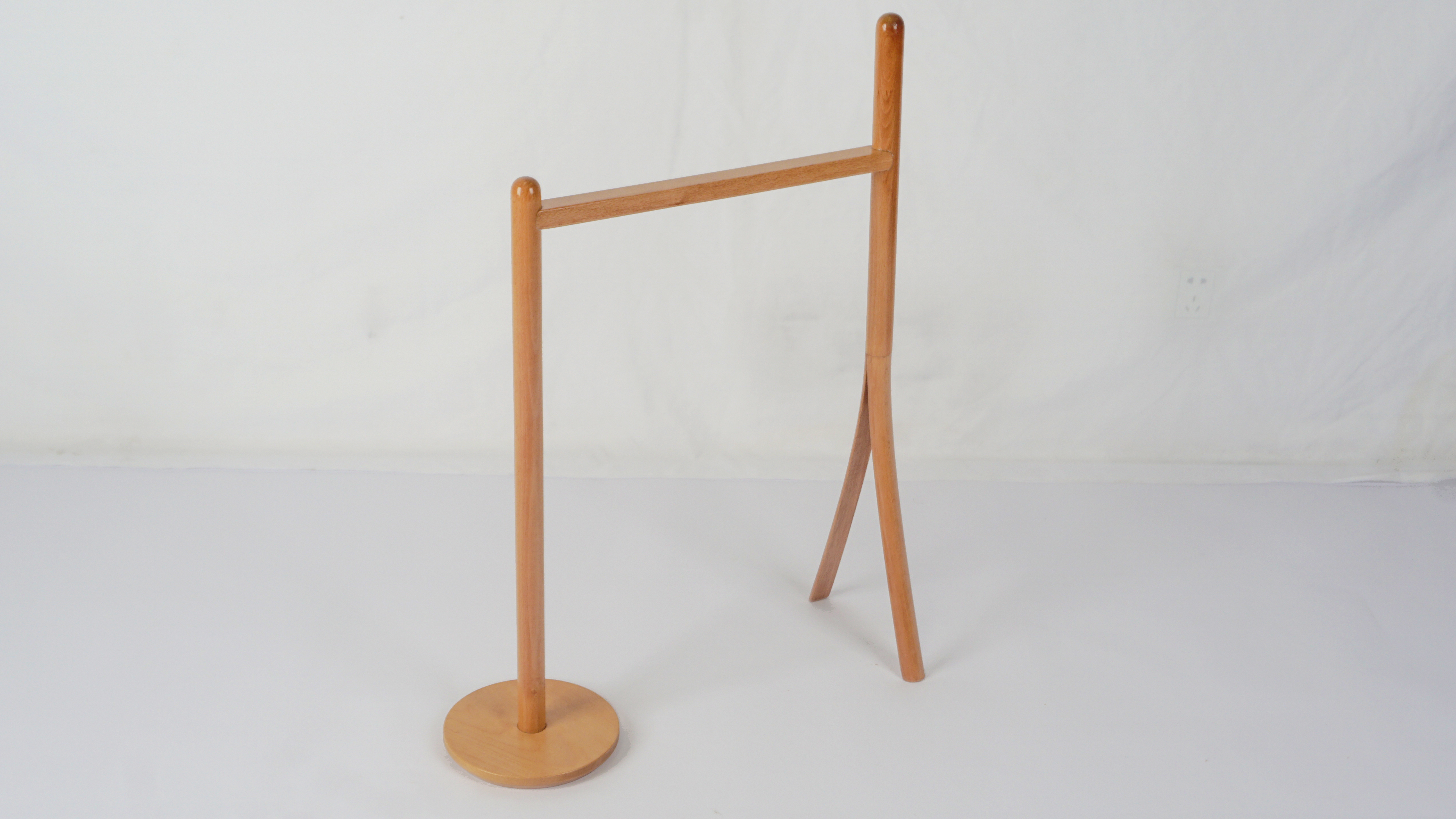 furniture design ，product design，Home system design，New home，Wedge House - wooden house，