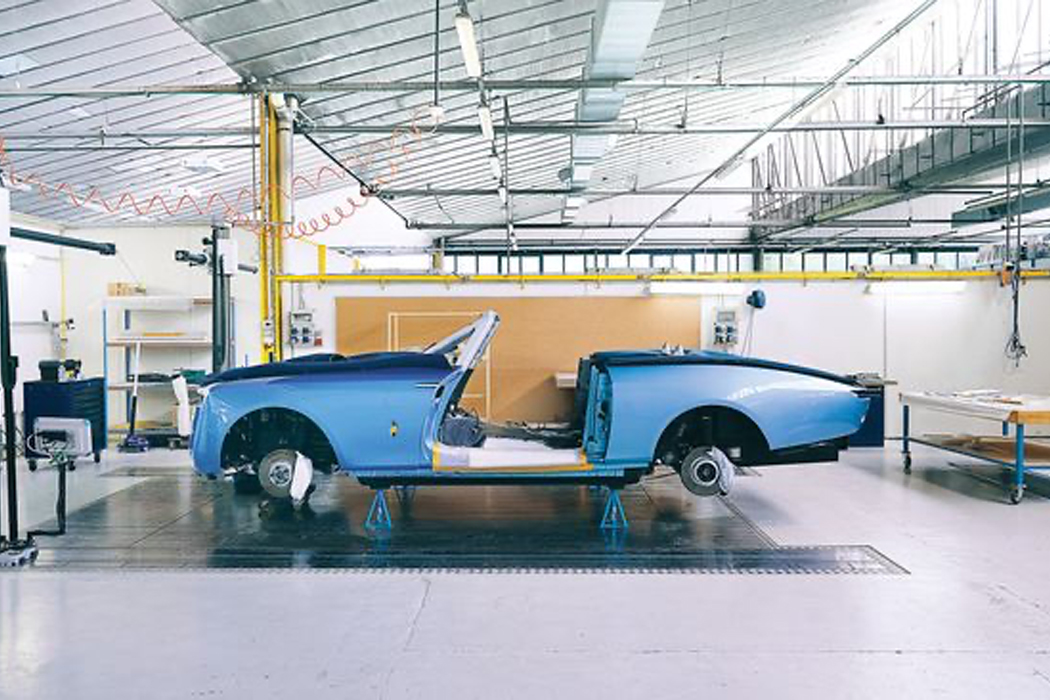 Sports car，Rolls-Royce，luxury，Double door，