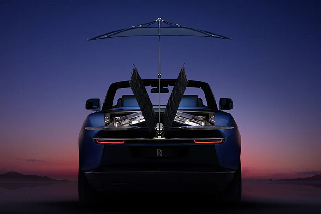 Sports car，Rolls-Royce，luxury，Double door，