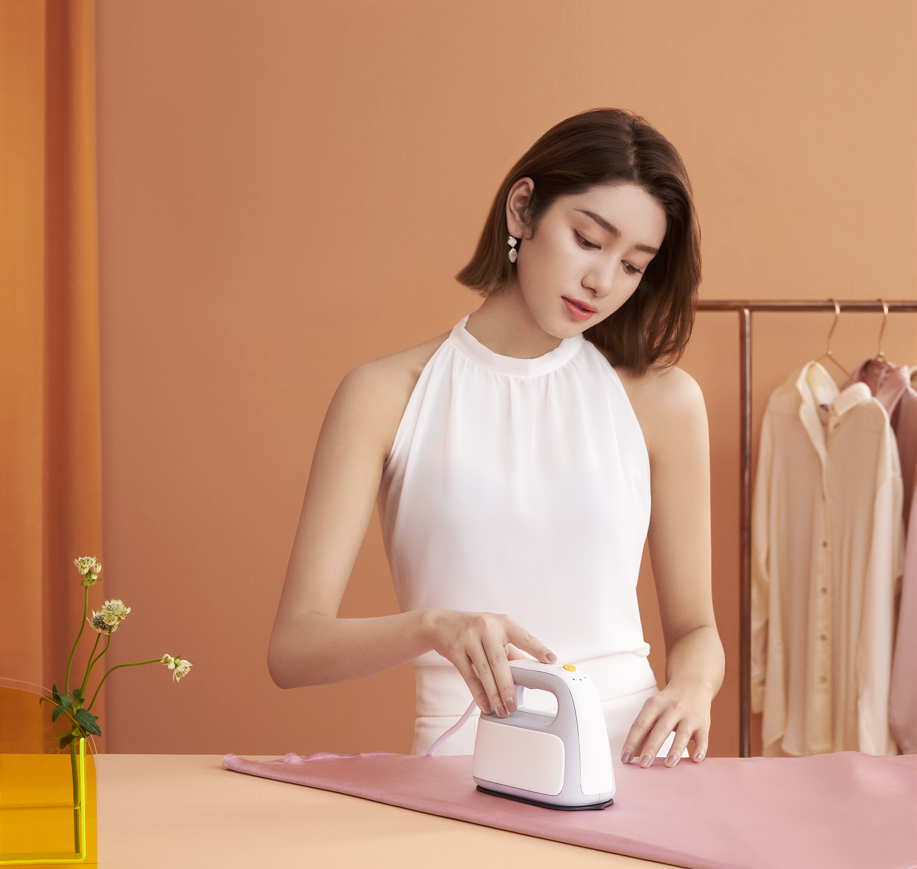 Iron，hold，clothing，Nanfeng industrial design，Iron，Show，