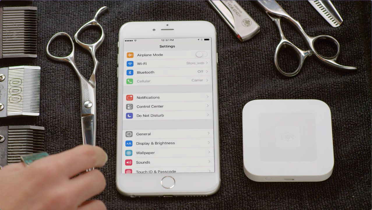 outdoors，pay by card，Wireless WiFi，intelligence，