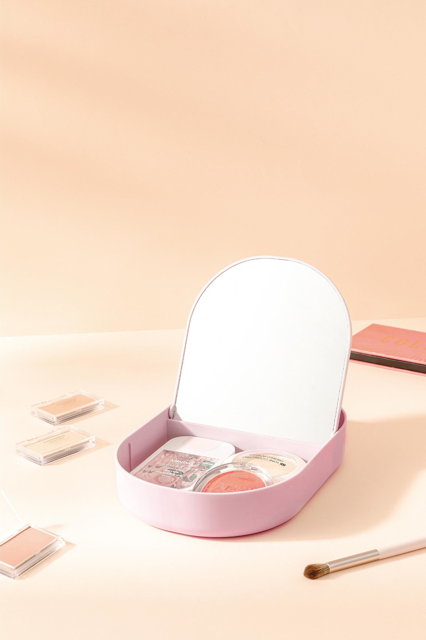 MINISO，，