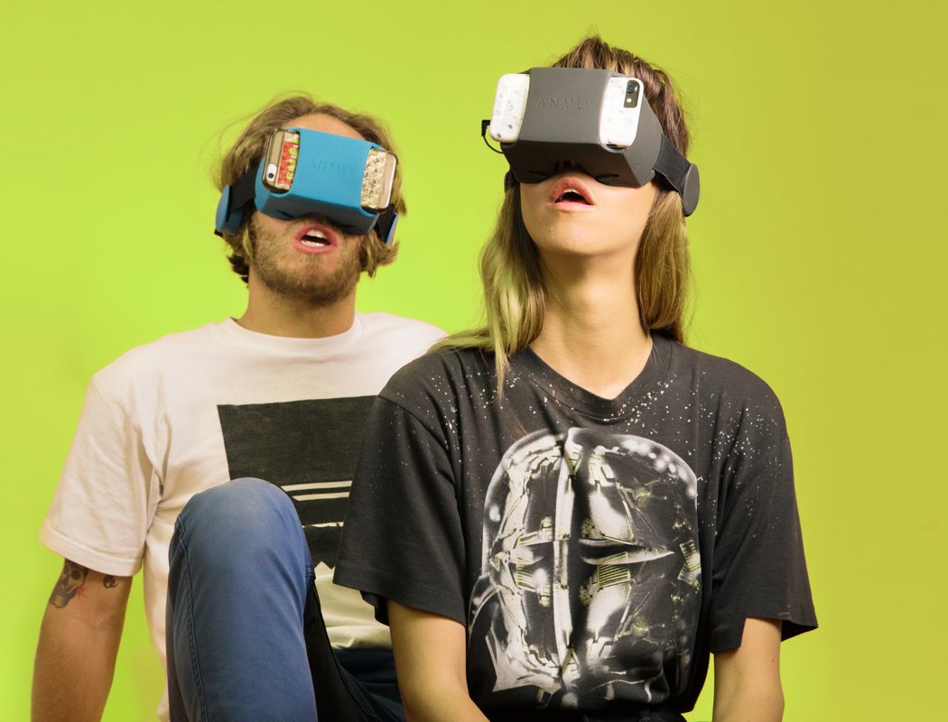 VR equipment，virtual reality，glasses，immersive experience ，