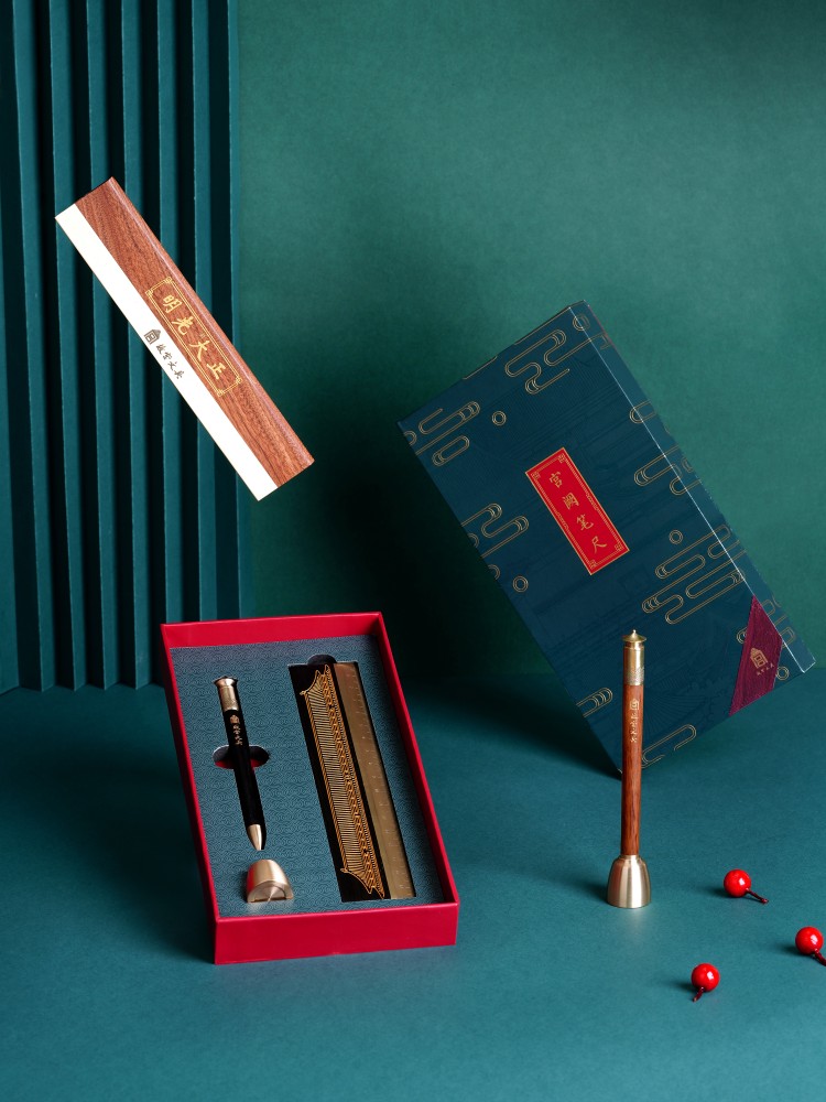 Cultural creation of the Forbidden City，