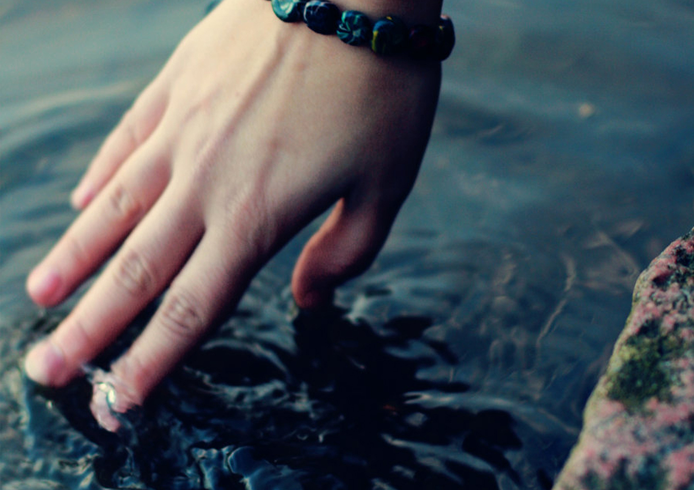 Water purifier，Smart appliances，Kitchen appliances，touch，Innovation interface，idea，