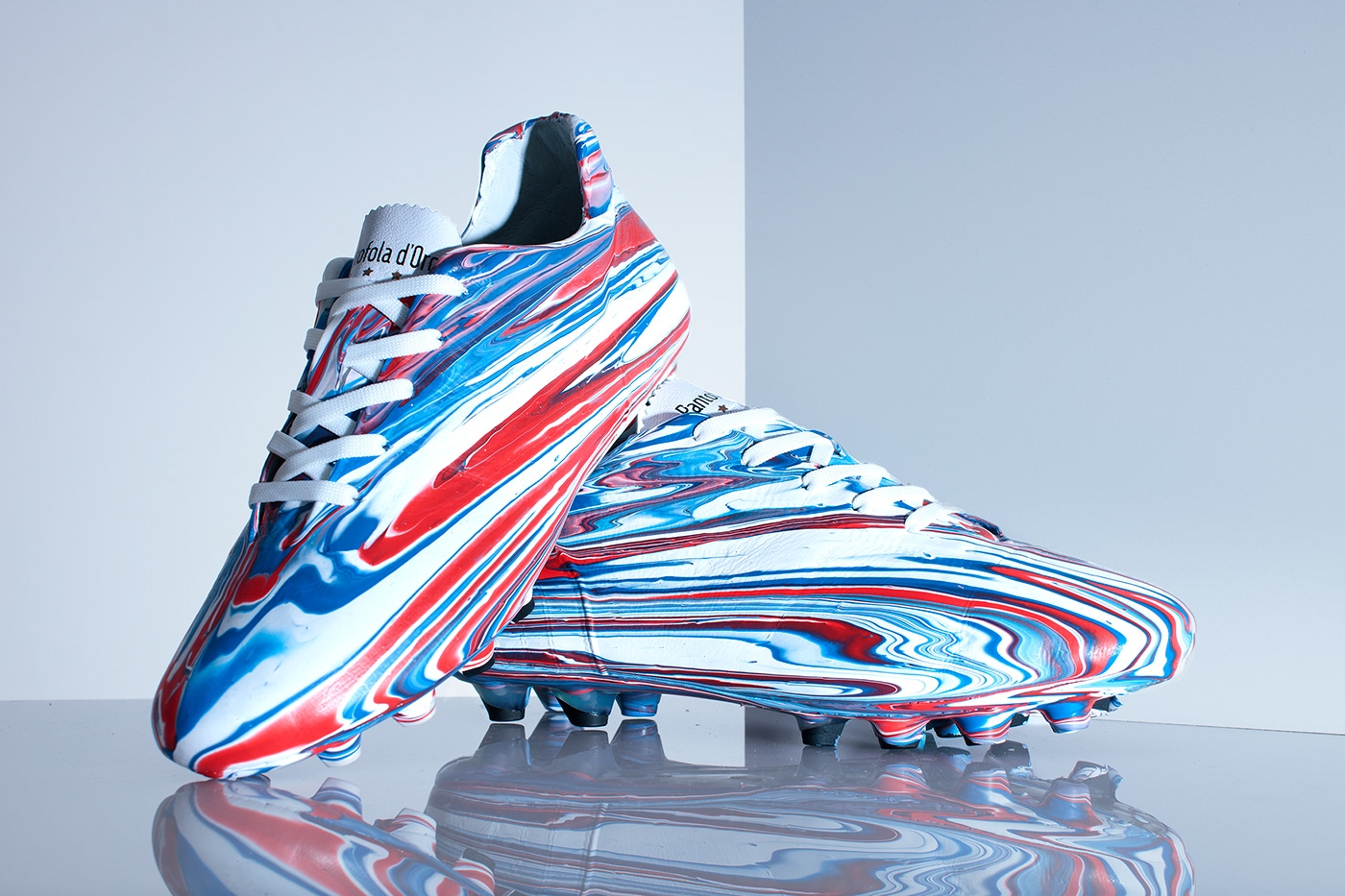 Football，Outdoor equipment，Sports equipment，Football Boots，