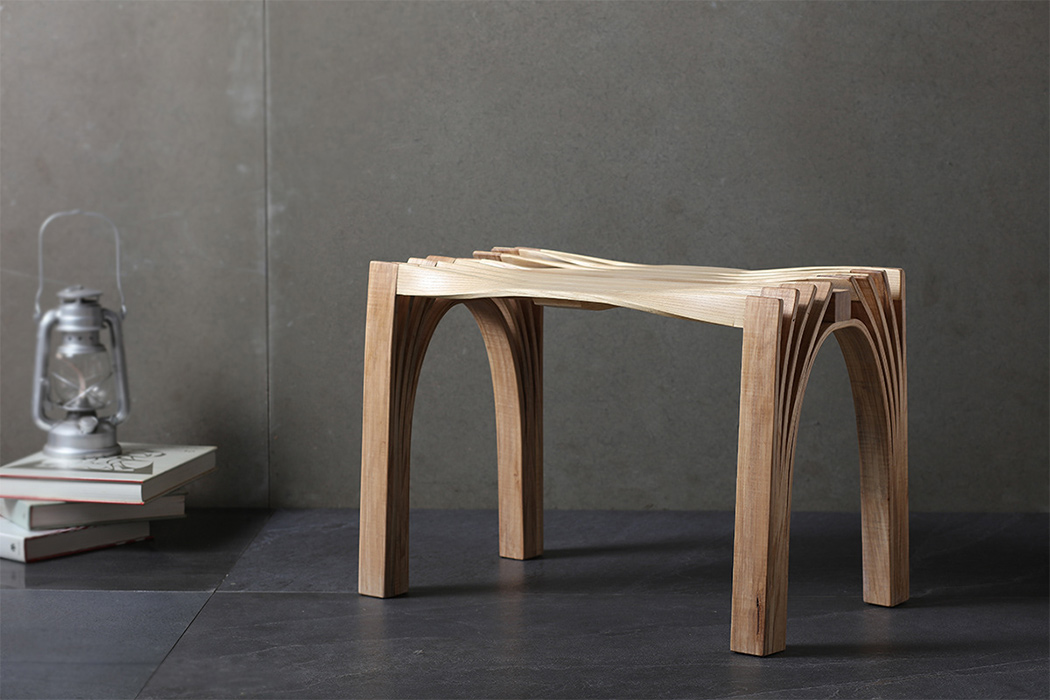 arrangement，vitality，bend，chair，woodwork，