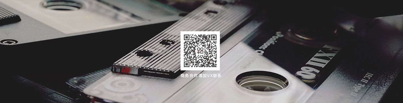 data line，Charging line，originality，Mobile phone bracket，SIM card storage box，Backpack Pendant，