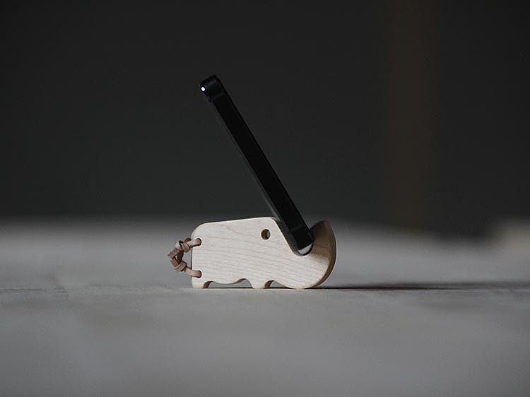 ox warble，woodiness，elephant，headset，mobile phone，Earphone winder，Mobile phone bracket，Mobile phone peripheral，object，Find life，originality，Original design，