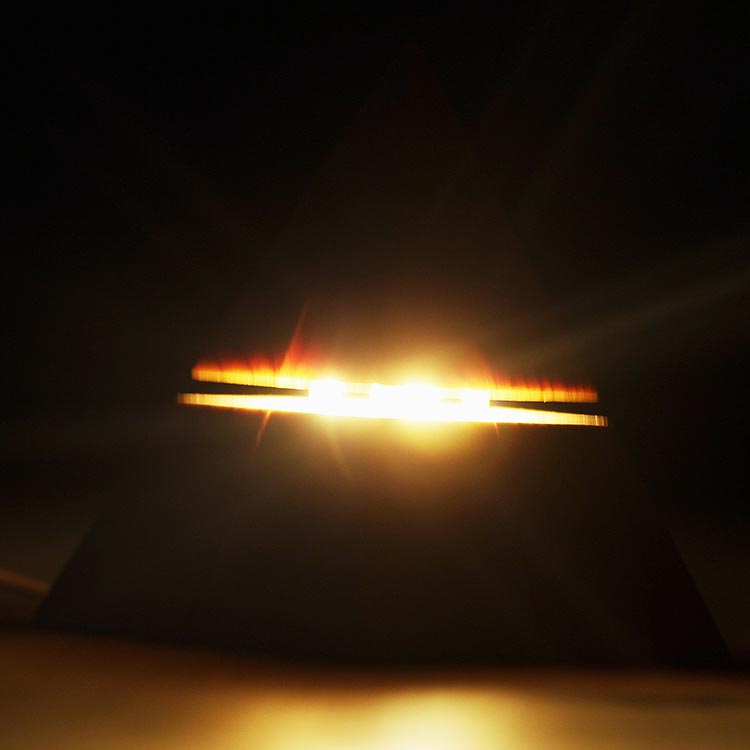 woodiness，warm，Pyramid，Night light，lamps and lanterns，Find life，