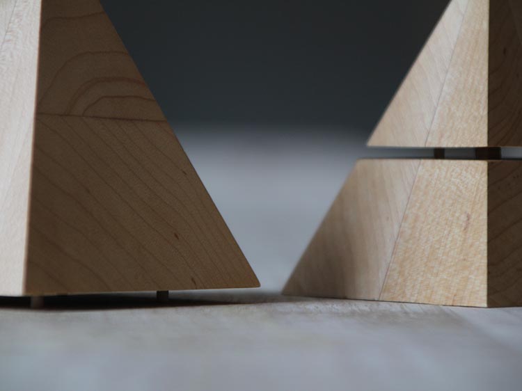 warm，woodiness，Pyramid，Night light，lamps and lanterns，Find life，