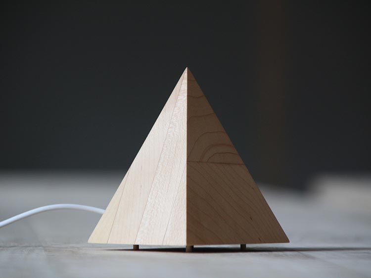 warm，woodiness，Pyramid，Night light，lamps and lanterns，Find life，